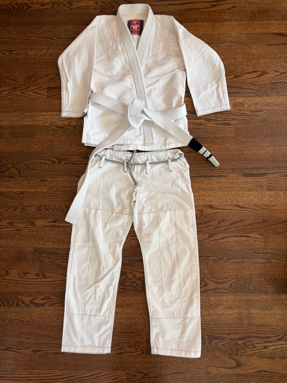White Women's Jiu-Jitsu Gi Pants & Jacket Set